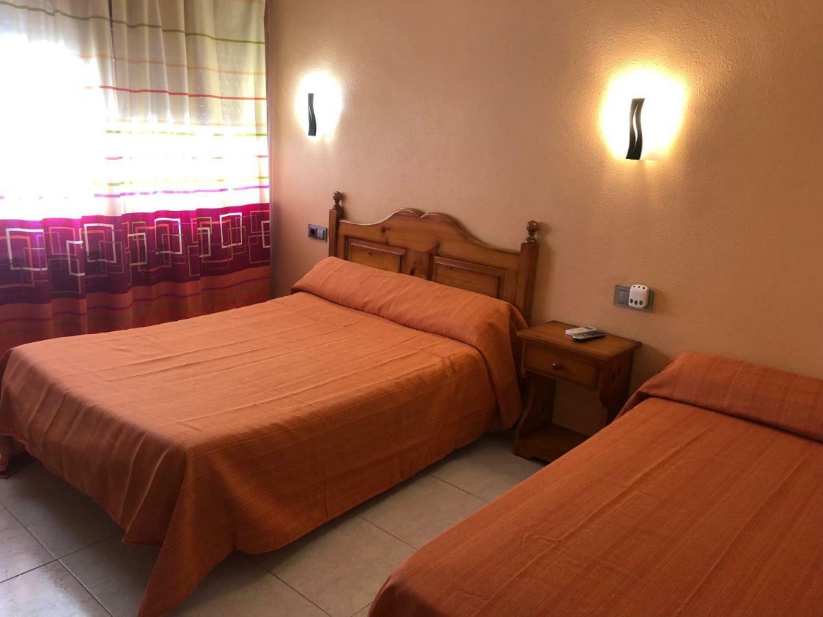 Hostal La Parrilla Monegros II Bujaraloz Ngoại thất bức ảnh